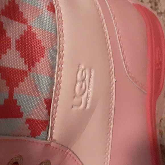 EUC! UGG - Picture 5 of 7